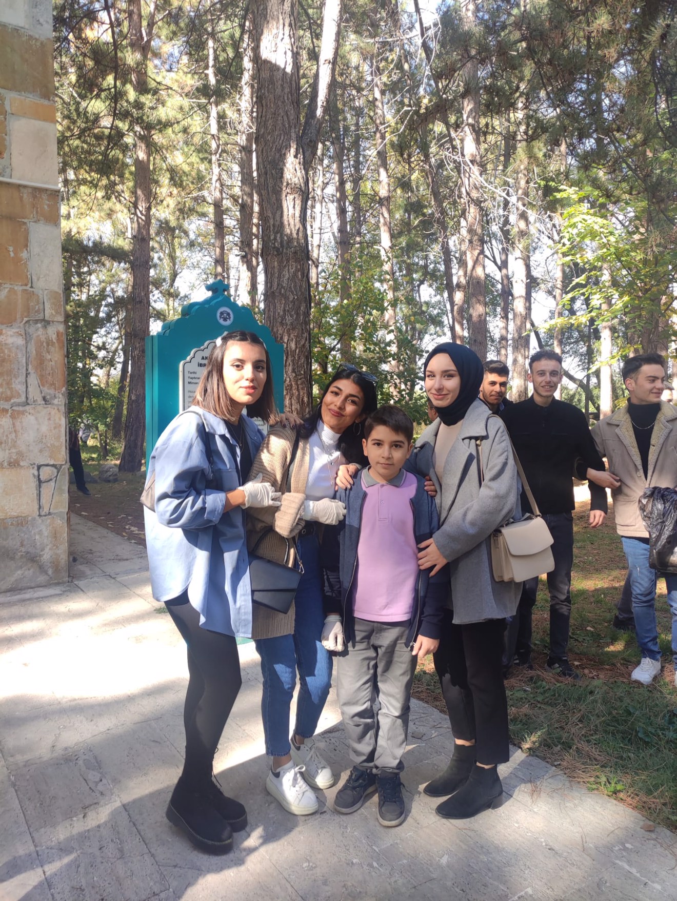 Hacı İbrahim Veli Sultan Türbesi Gençler Tarafından Temizlendi
